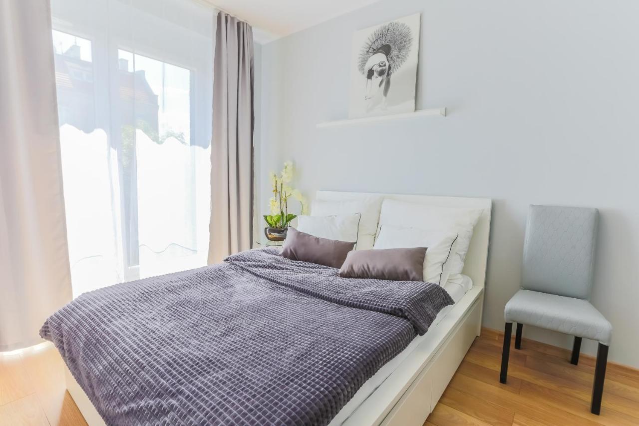 Coin Apartamenty Wroclaw Ngoại thất bức ảnh