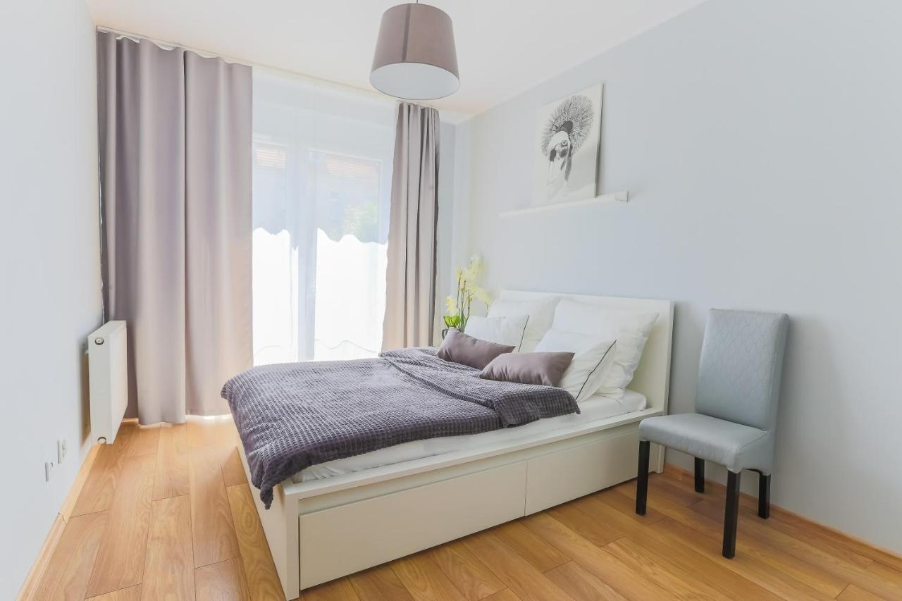 Coin Apartamenty Wroclaw Ngoại thất bức ảnh